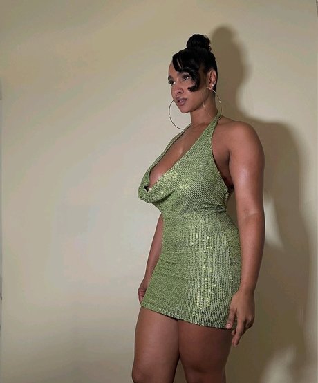 Pink besos pretty pornstar pics