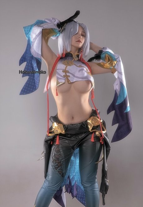 Hokunaimeko model nude pic