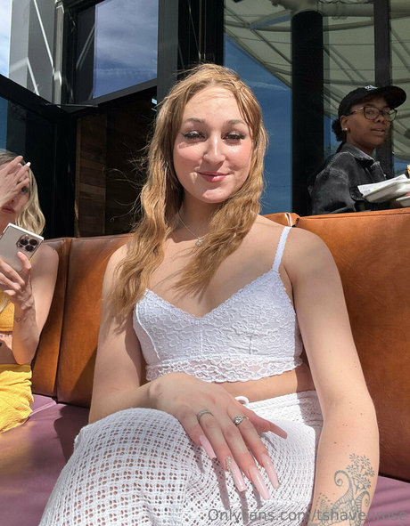 tshavenrose free model image