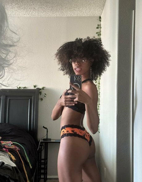 mochaanae beautiful star images