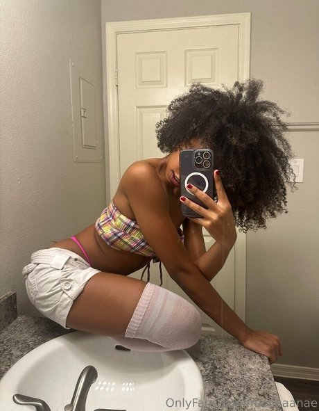 mochaanae star nudes gallery