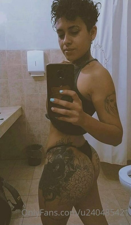 thequeenwithcurls star nice img