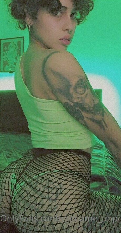 thequeenwithcurls high quality model gallery