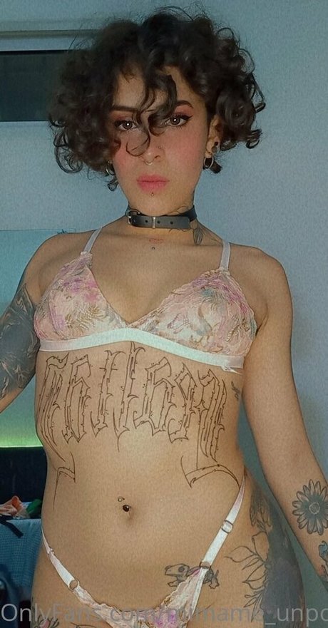 thequeenwithcurls pornstar art gallery