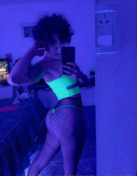 thequeenwithcurls model adult images