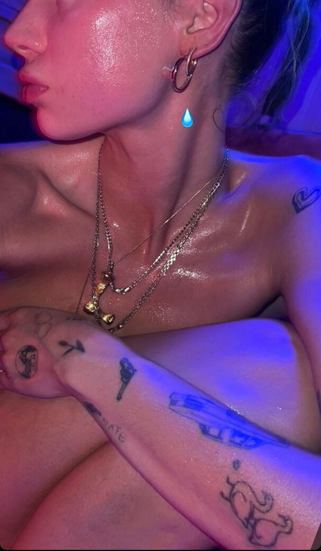 Lindsay Vrckovnik Linmick xxx star galleries