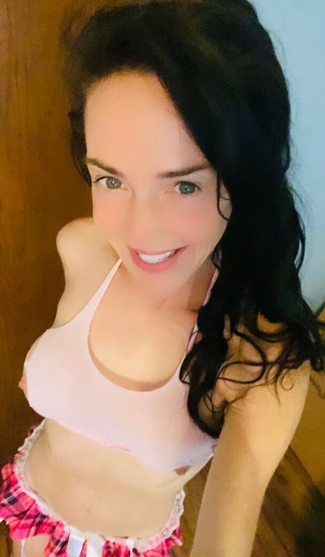 lilrosiedoll naked actress pic