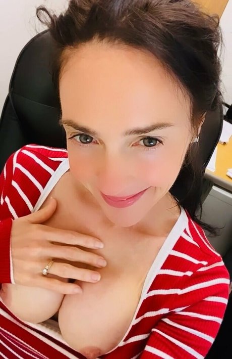 lilrosiedoll model nice pics