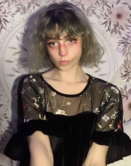 Cd Bell art actress archive