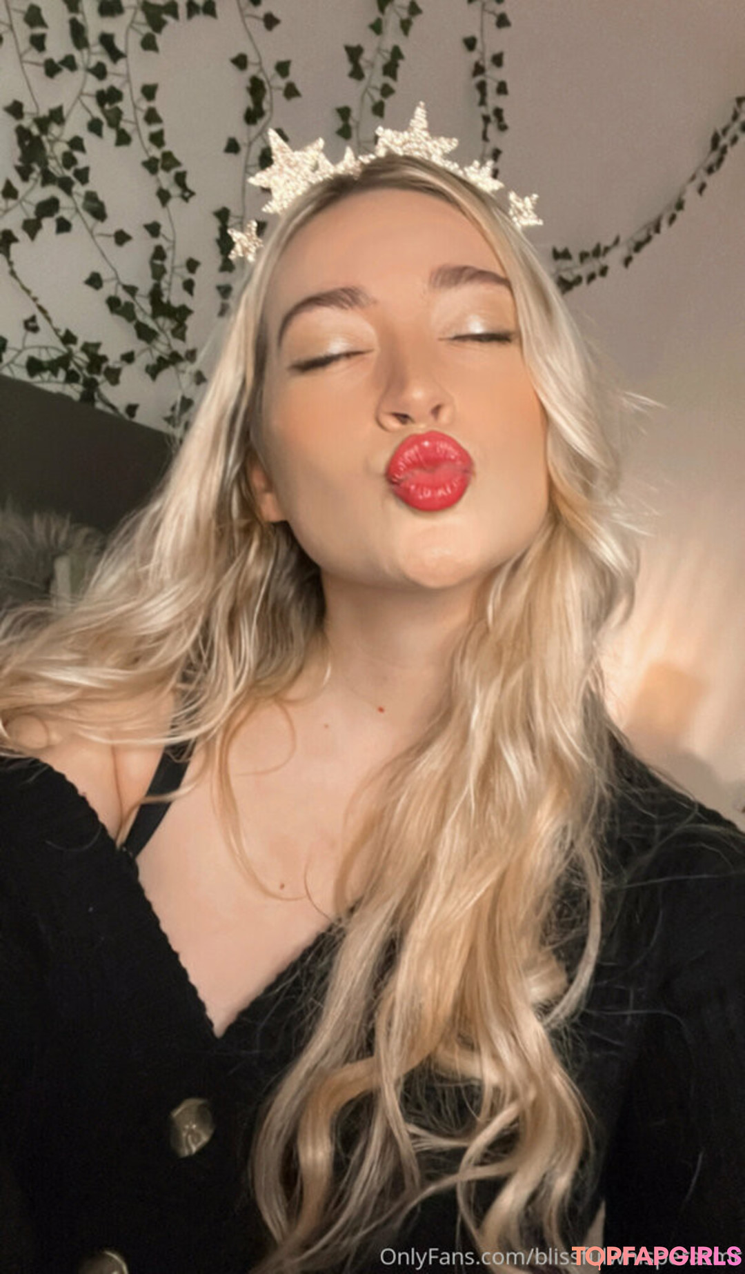 teen topless onlyfans pornos pictures