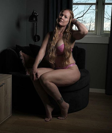 Ciliebutterfly model nude pictures