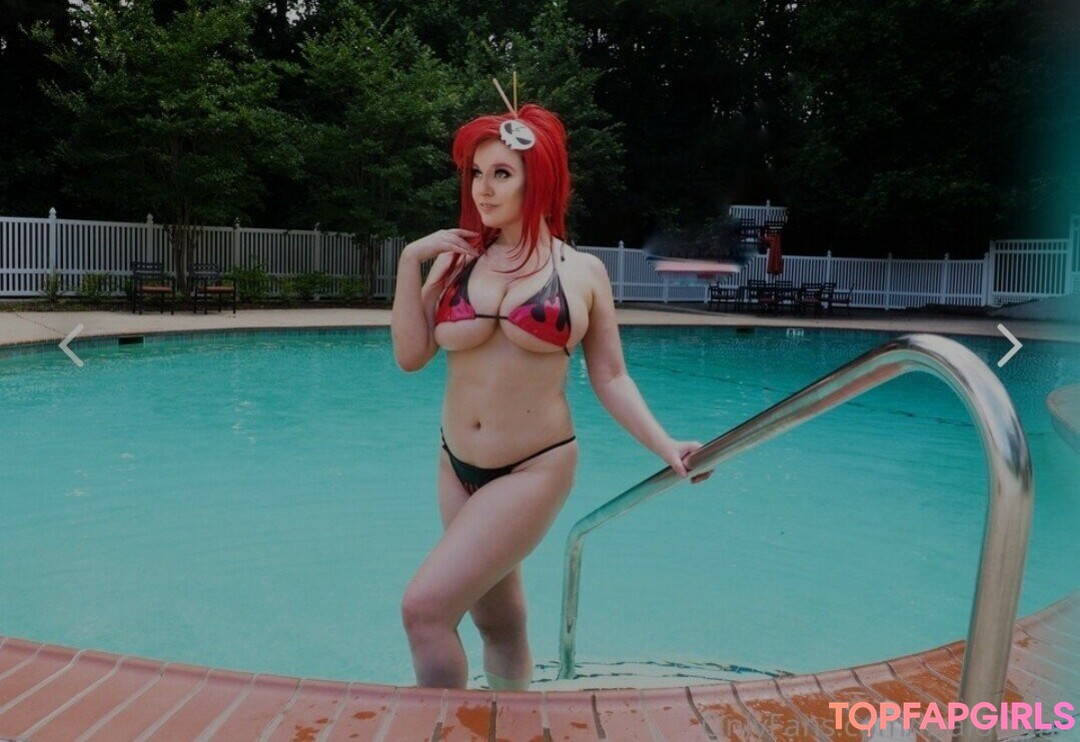 LisaLouWho erotic pornstar picture