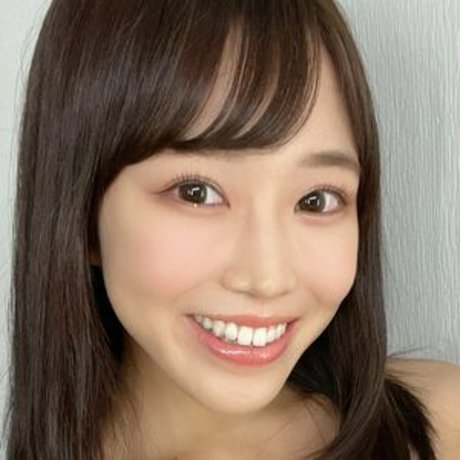 Nano Manamo top model photos