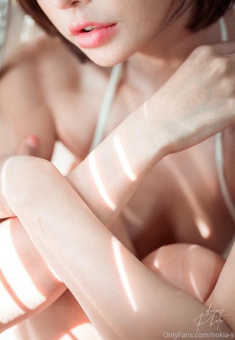 Sutasinee Nokia Sirirak star archive