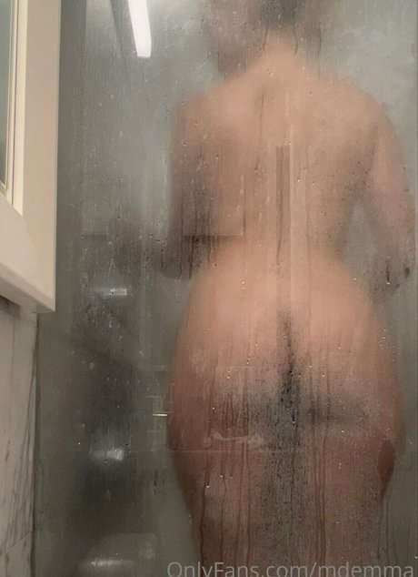 mdemma naked actress image