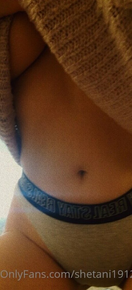 shetani1912 nude star photo