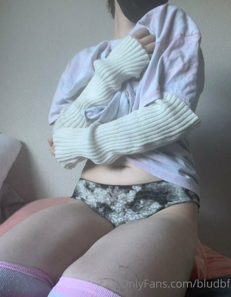 busty onlyfans naked img