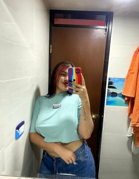 chubbyvanessacortez model free photos