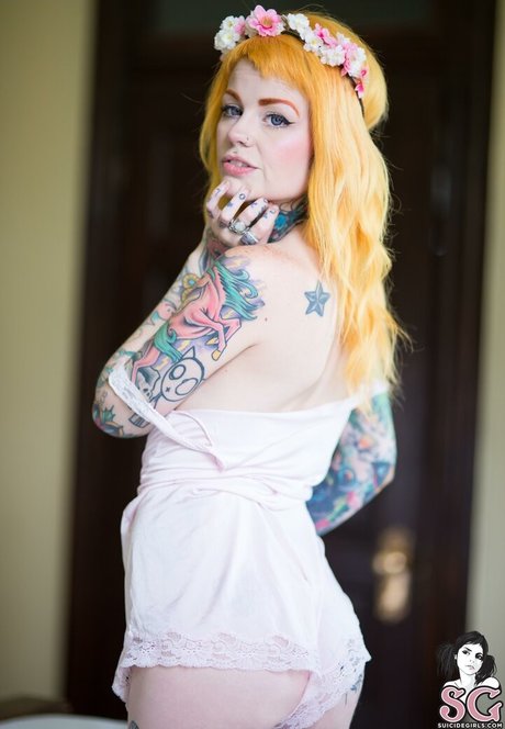 Faun xxx pornstar gallery