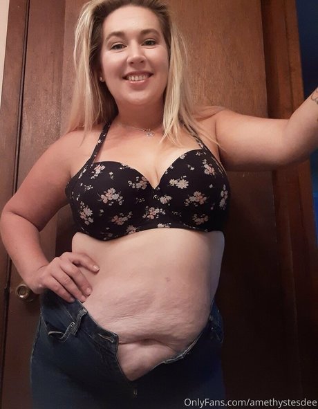 lenaamethystesdee pornstar nudes image