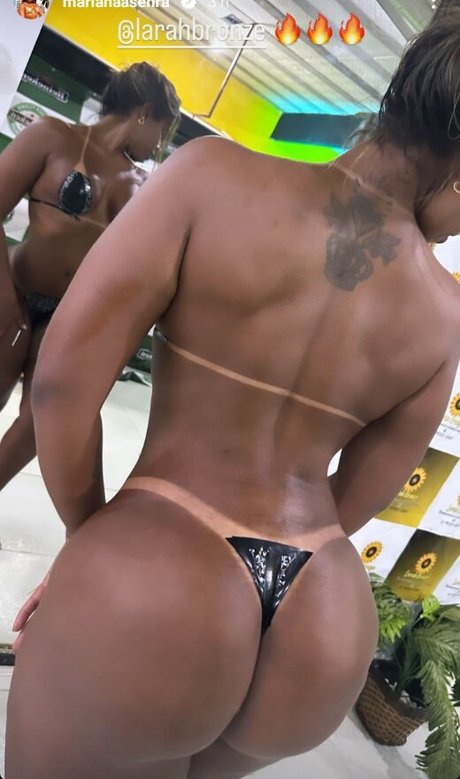 Mariana Senra model adult image