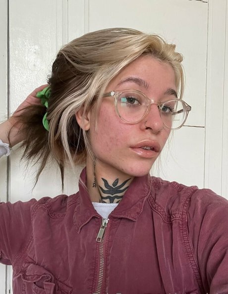 data night pornographic actress picture