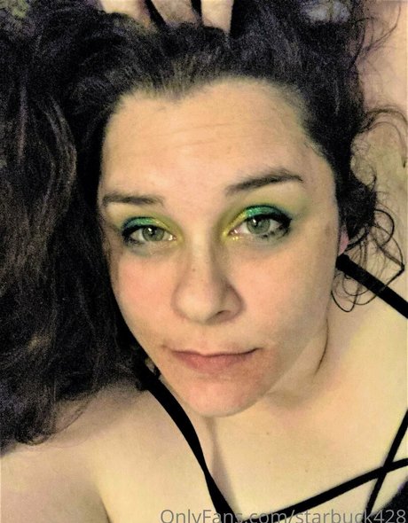 amateur asian onlyfans naked photos