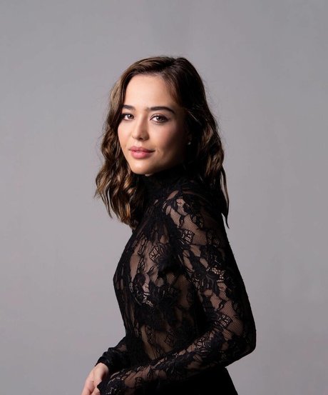 Bella Piero sexy star image