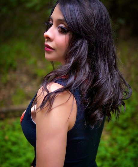 Jezz Angeles nude actress image