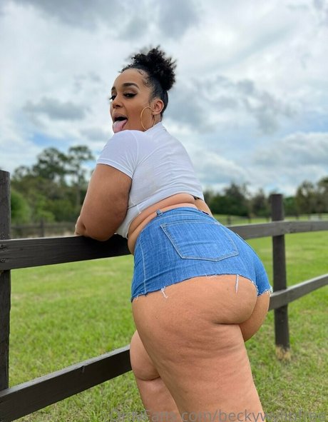 Beckkywylin model porn photo