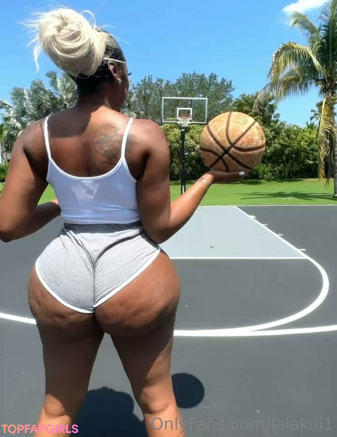 gym asian onlyfans sexy naked picture