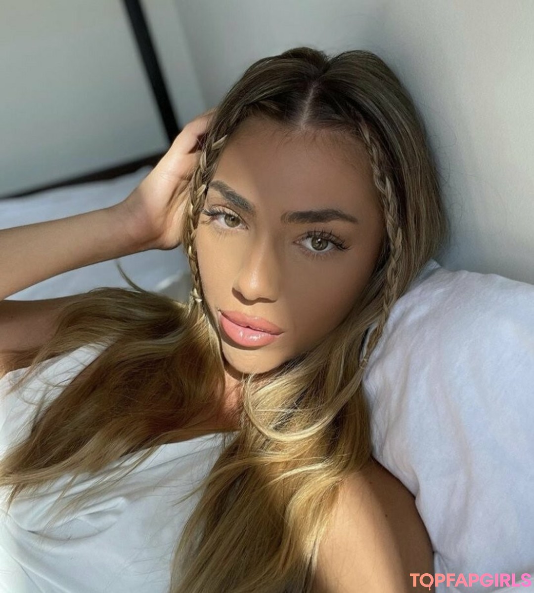 itsgigibabyyy pornstar erotic photos