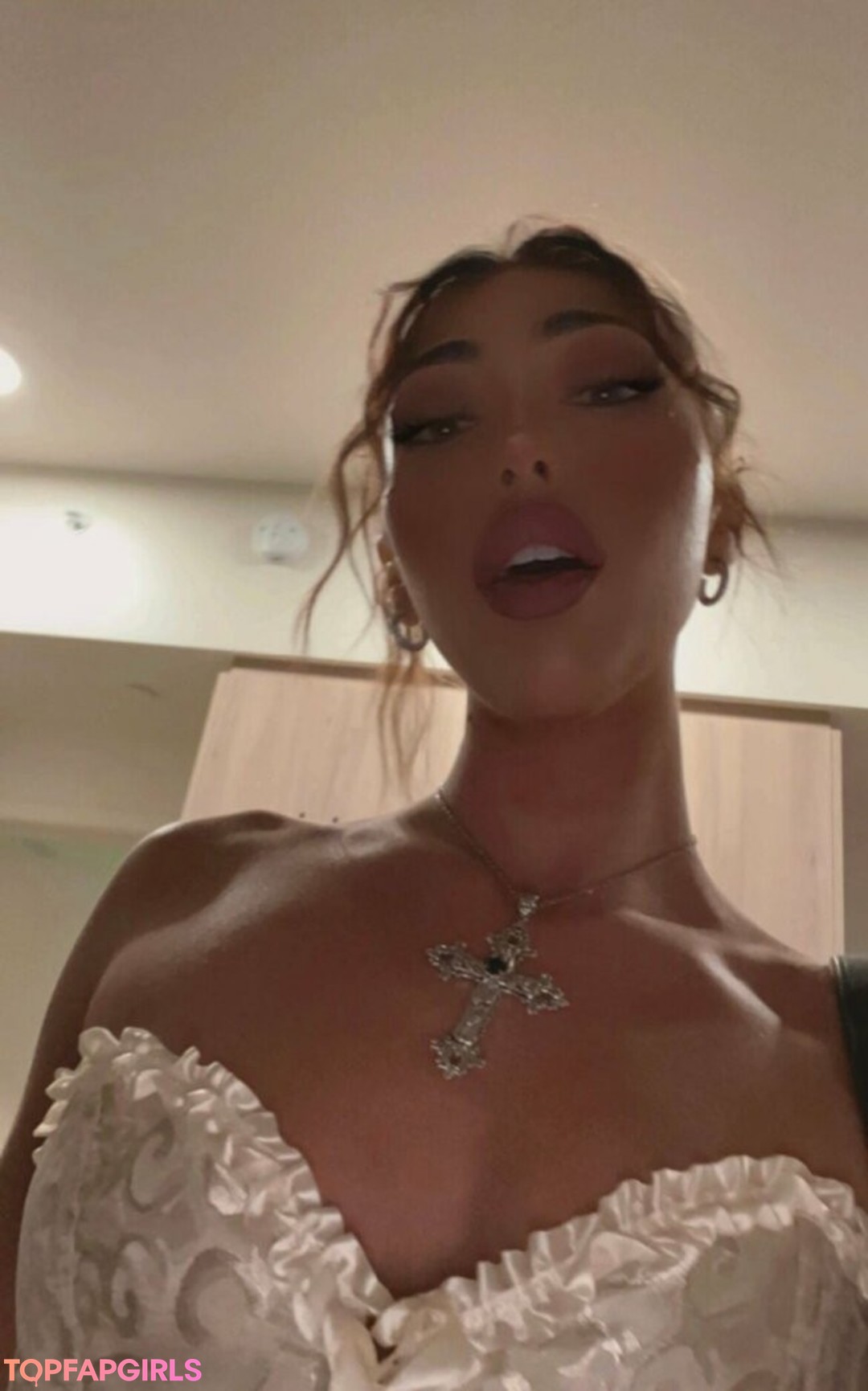 itsgigibabyyy nude actress galleries
