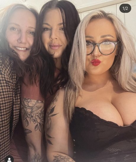 Lilly Alcorn sex actress photos