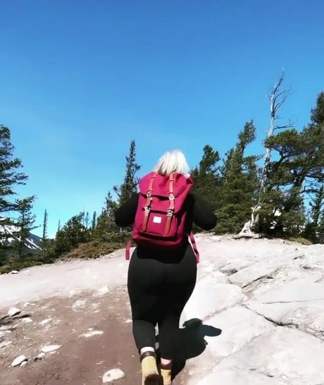 Lilly Alcorn naked star images