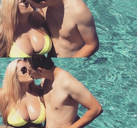 Lilly Alcorn hot star photo