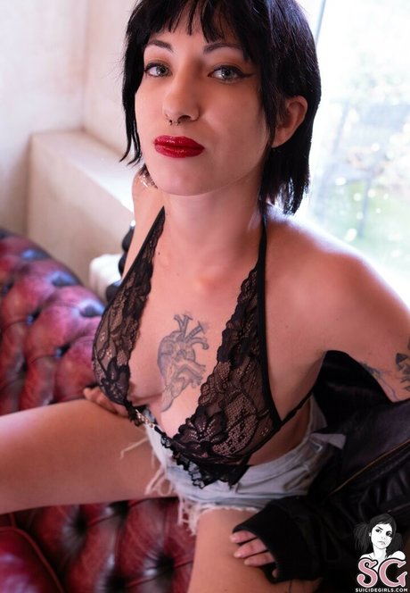 Glacialuz high quality pornstar img