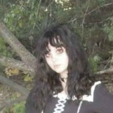 dracculala sexy actress photos