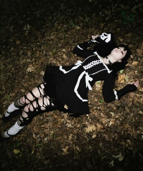 dracculala exclusive actress gallery