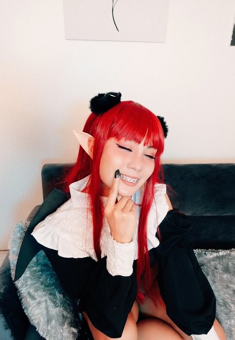 Mika Daime nude model pictures