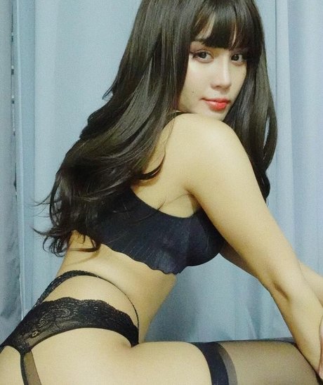 Mika Daime hd actress images