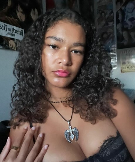 juliaalovesyou exclusive star pictures