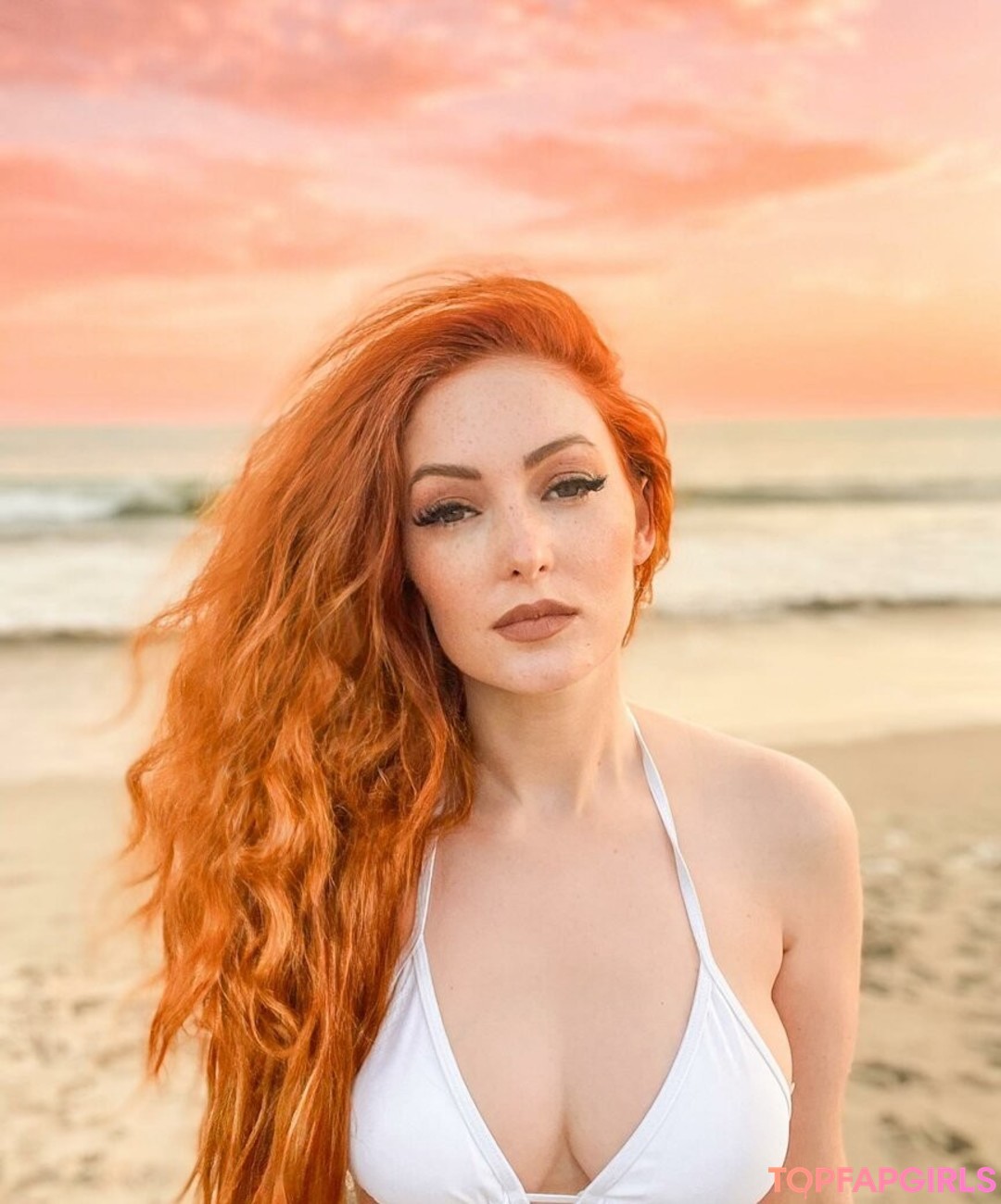 Nicole Simone pornstar naked img