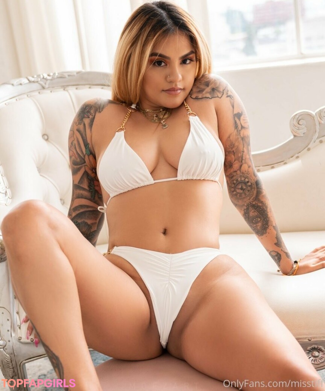 british blonde onlyfans hd pic