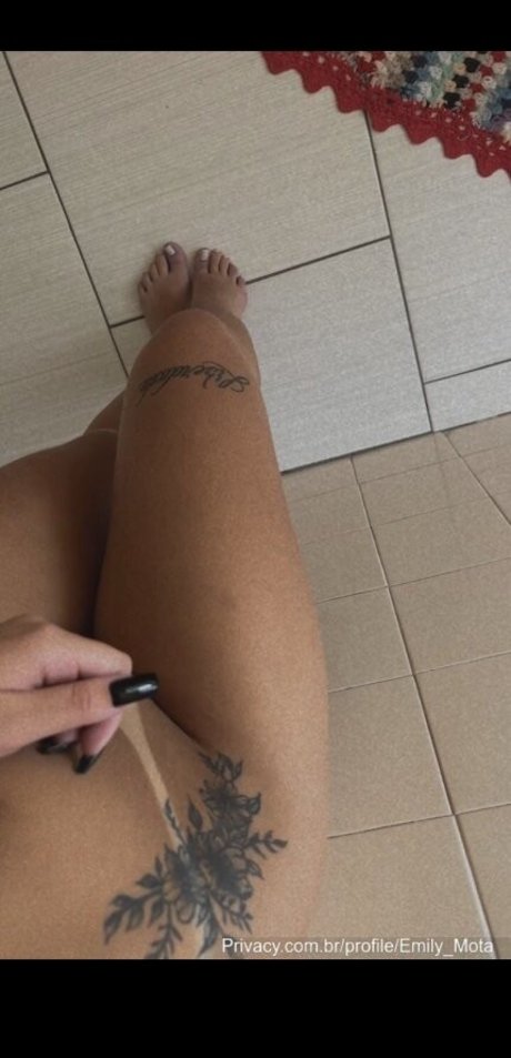 Emily Mota model top pictures