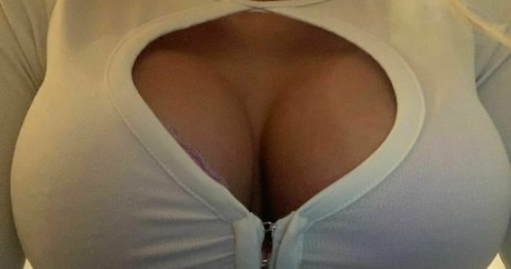 julianawantsromeo erotic actress gallery