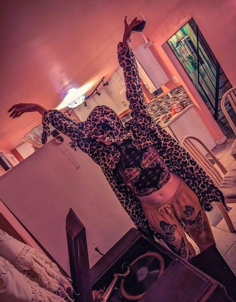 milf shower onlyfans hot picture