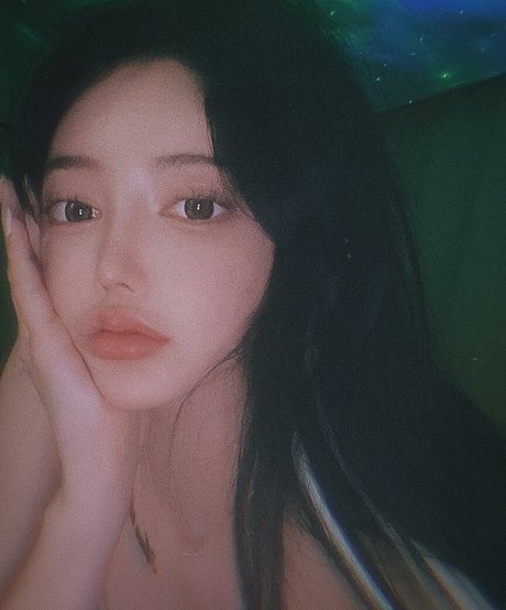 Ahyo12 07 hot actress pics