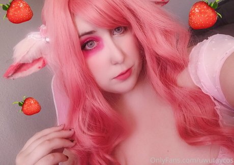 uwutaycos sex star pics