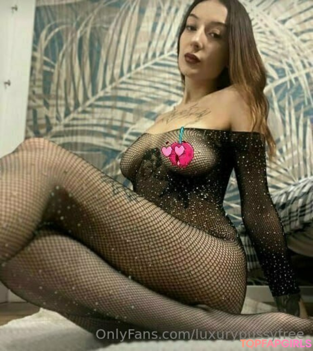 amateur blonde onlyfans naked galleries